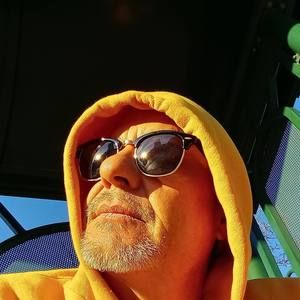 Meet your Posher, Johnson